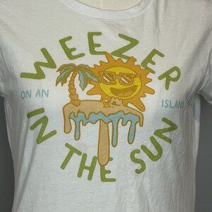 Weezer on an Island in the Sun Women's T shirt Size Small Short Sleeve Crew Neck